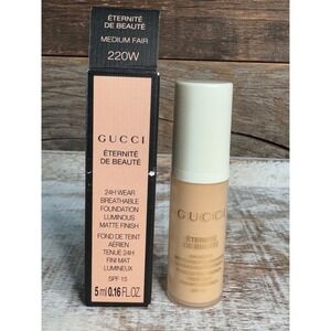 Gucci 24H Wear Luminous Matte Foundation 220W 5ml Travel Size New